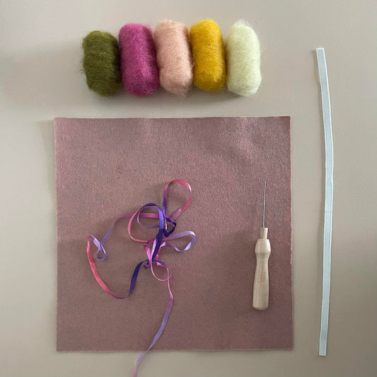 NEEDLE FELTIING CROWN MAKING KIT - SPRING