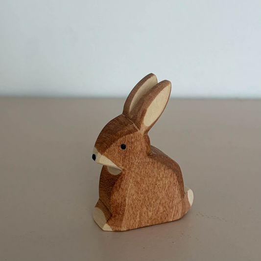 OSTHEIMER SITTING RABBIT